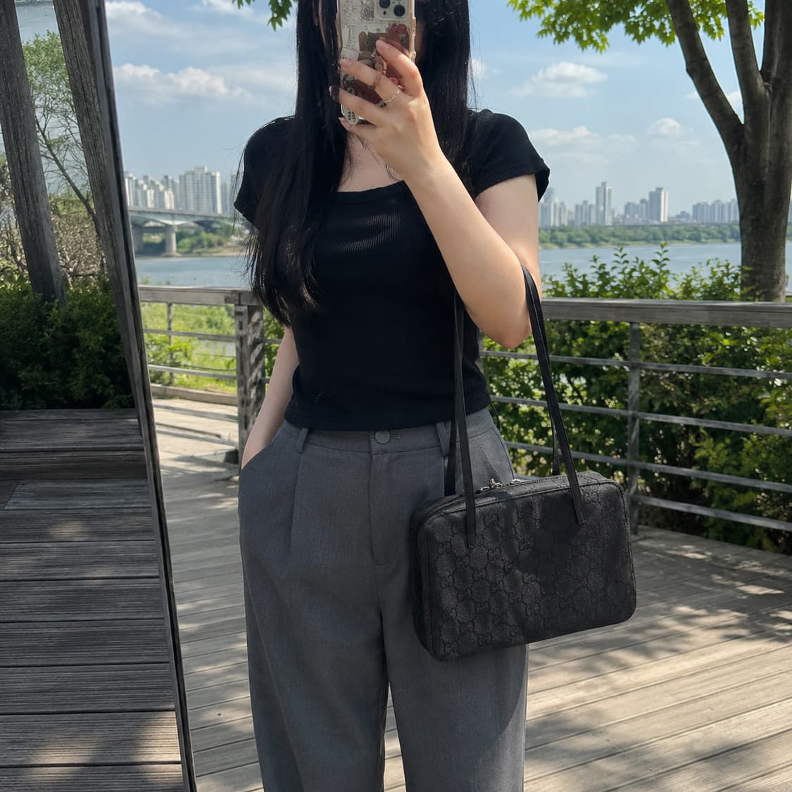 희소성) 구찌 GG로고 나일론 숄더백 (정품 100%) 상품이미지1