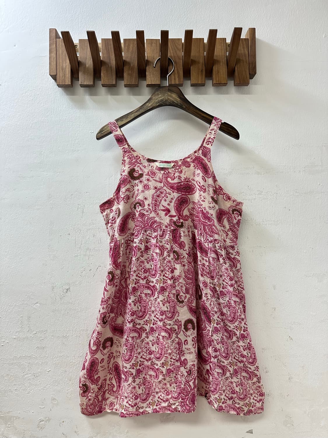 일본빈티지 핑크 페이즐리 패턴 얇은 코튼 슬리브리스 탑 상품이미지1