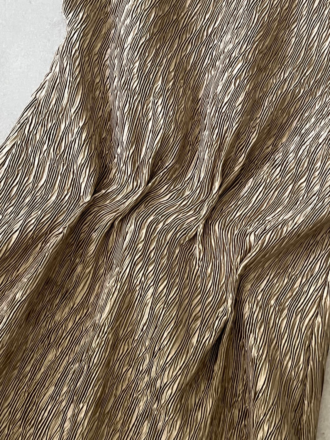 솔티페블 새틴 골드 미니드레스 골드 상품이미지3