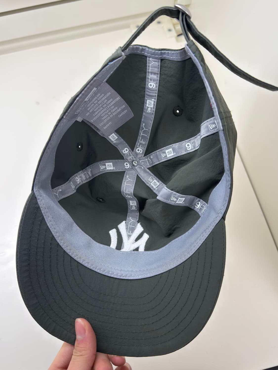 뉴에라 나일론 볼캡 카키  상품이미지5