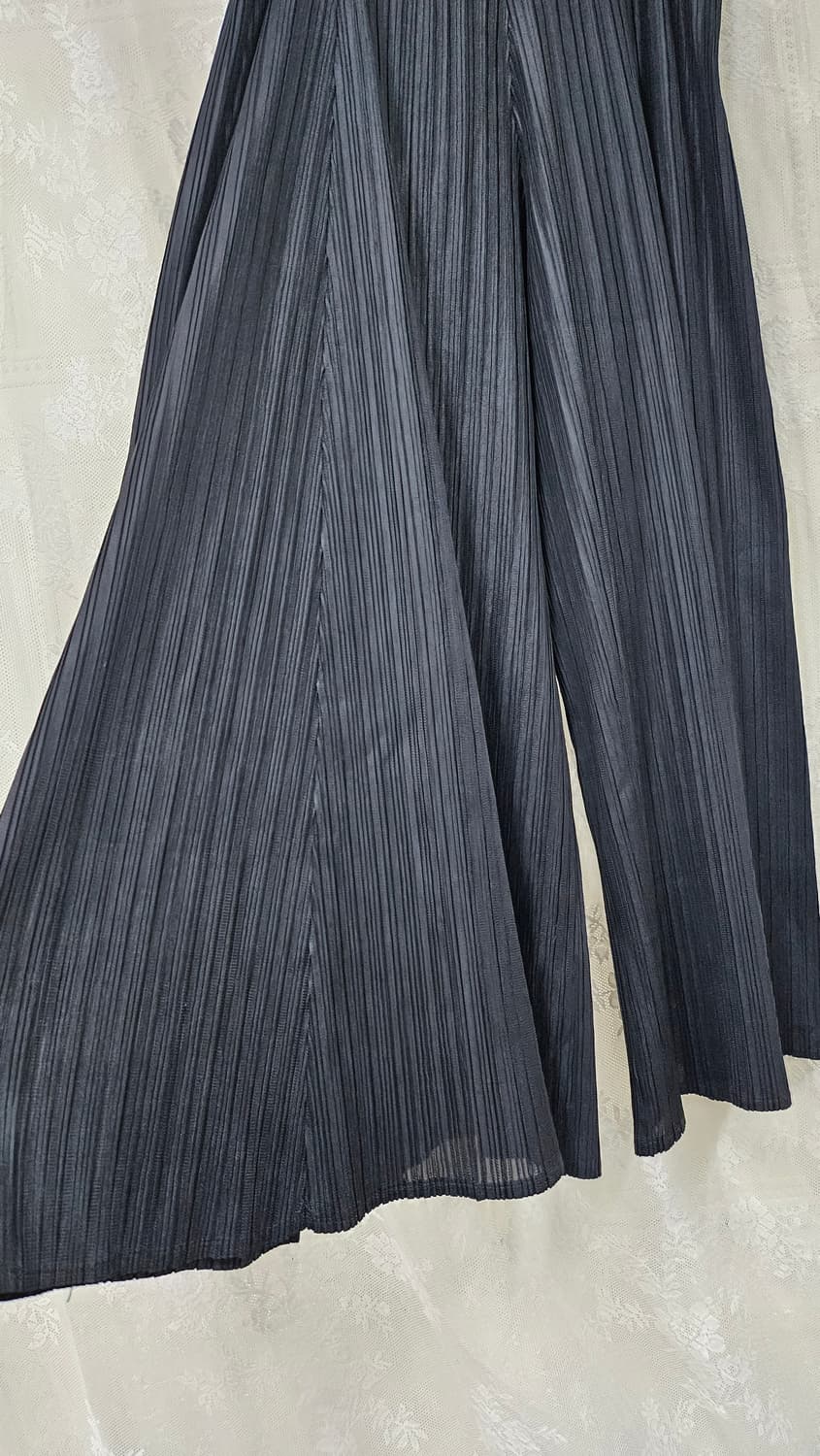 플리츠 주름 와이드 팬츠입니다  상품이미지6