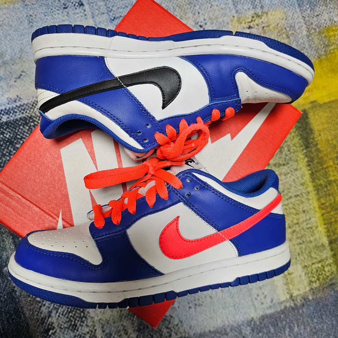 235ㅣ나이키 덩크 로우 GS 흰파빨 운동화 런닝화 러닝화 상품이미지5