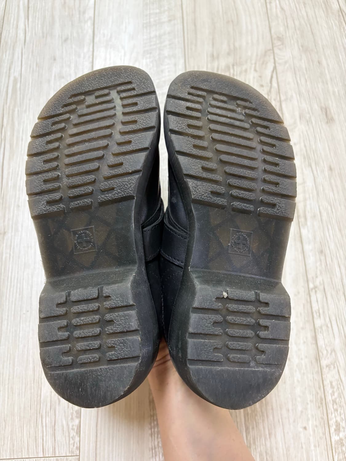 닥터마틴 오클리 블랙 230 상품이미지4