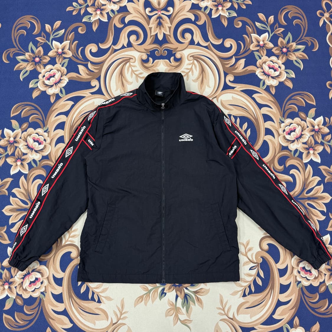 (M)엄브로 Umbro 사이드라인 바람막이 자켓(블랙) 상품이미지1