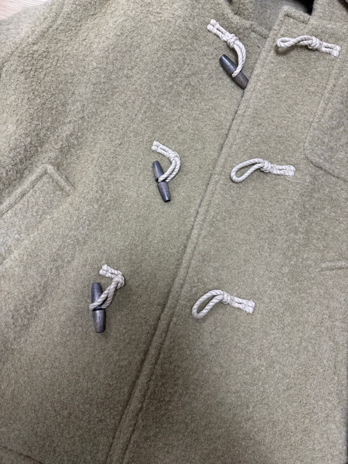 엘무드 앙리 더플 후드 코트 올리브 상품이미지3