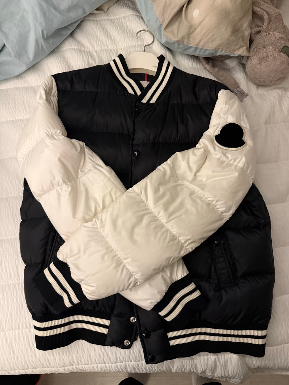 몽클레어 바시티 패딩 상품이미지1