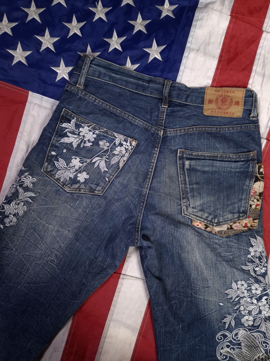 오리지날 일본판 풍신뇌신 오리엔탈 자수 잉어 데님진 상품이미지2