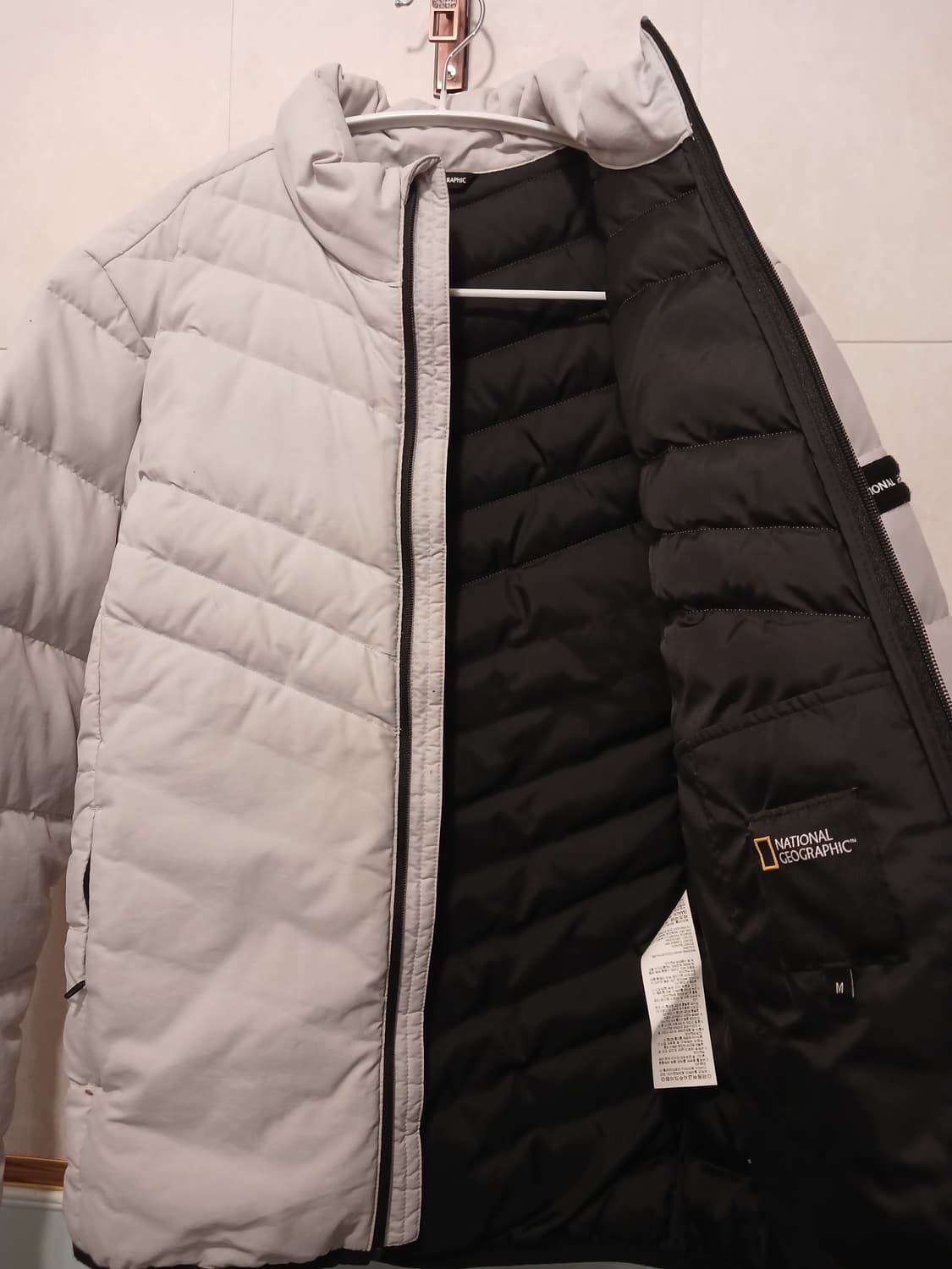 내셔널지오그래픽 정품 여성 패딩 95 (m) 사이즈 상품이미지3