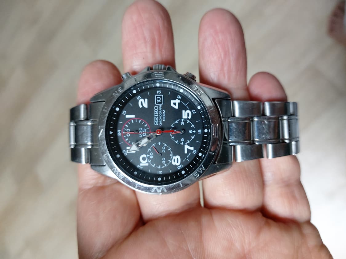 세이코 크로노그래프 100M 메탈 시계 상품이미지1