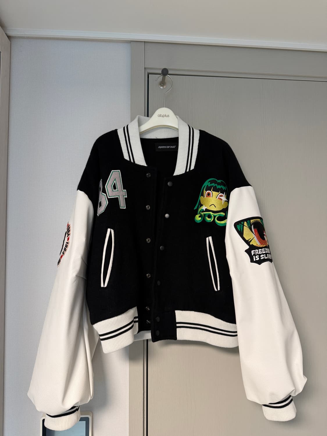 선데이오프클럽 1984 short quilted varsity jacke 상품이미지2