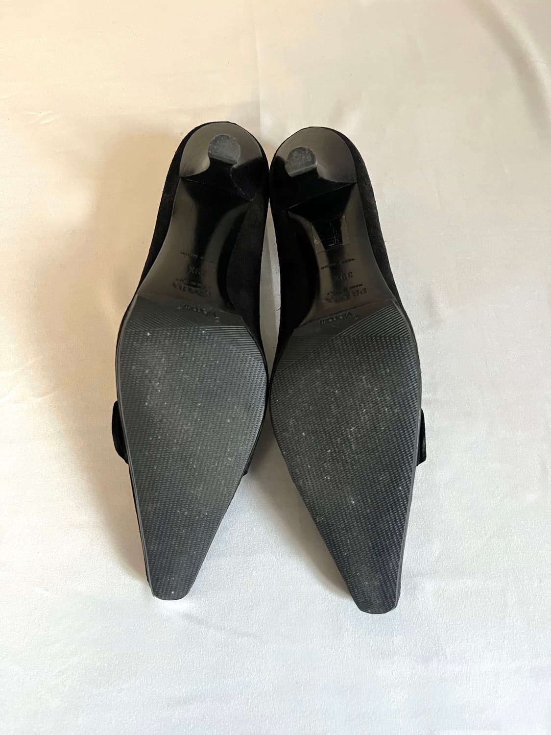 프라다 90s 버클 키튼힐 상품이미지10