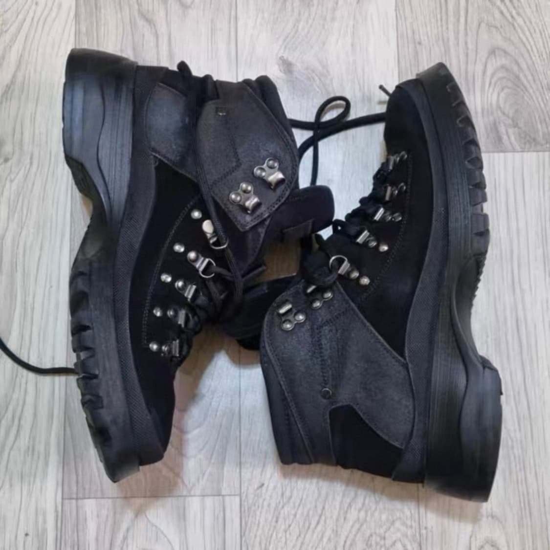 Prada Suede Hiking Boots 등산화 상품이미지2