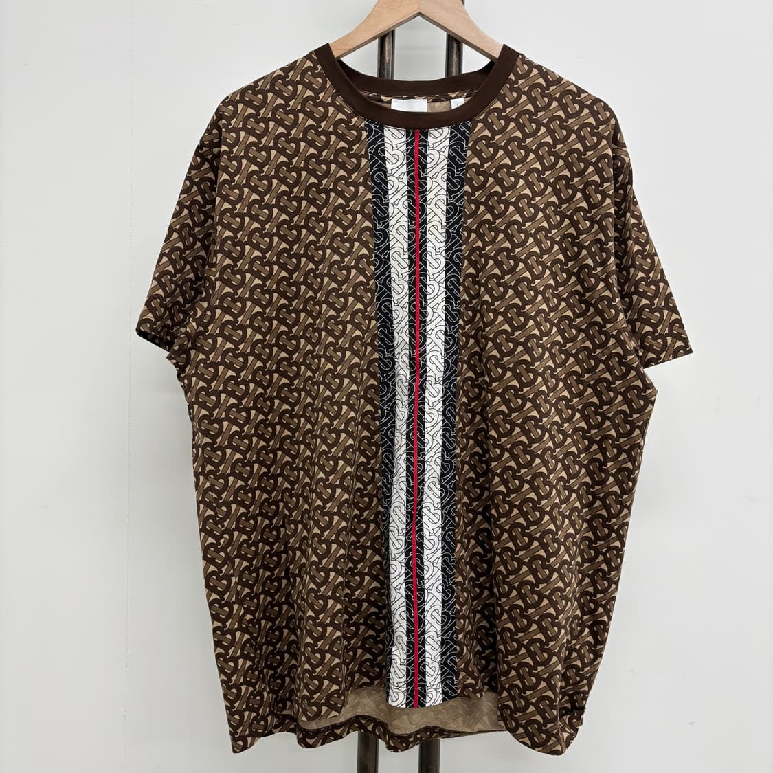 [L]버버리 모노그램 스트라이프 반팔티 상품이미지1