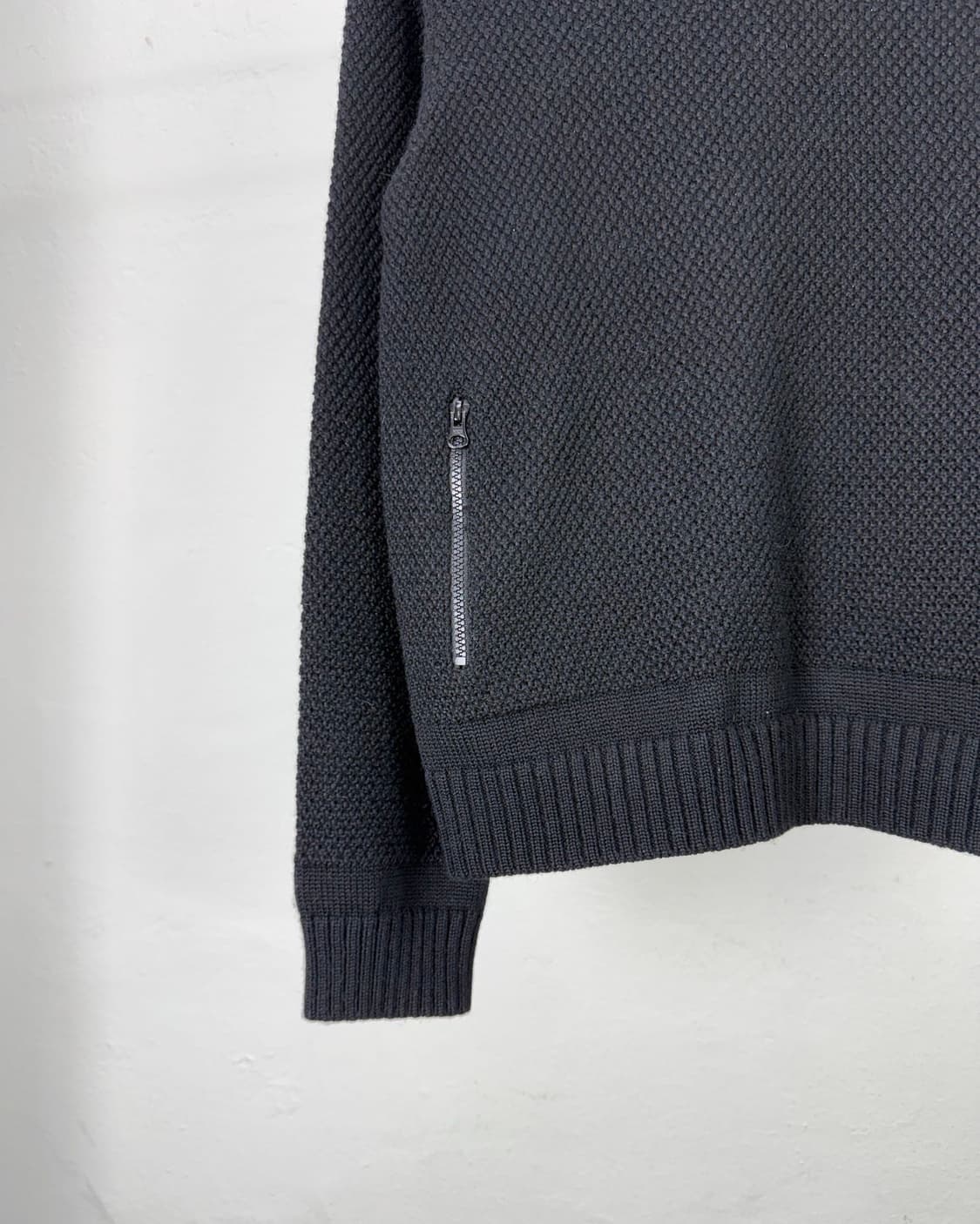 언더커버 13aw 블랙 와프스 투포켓 니트 스웨터 상품이미지4