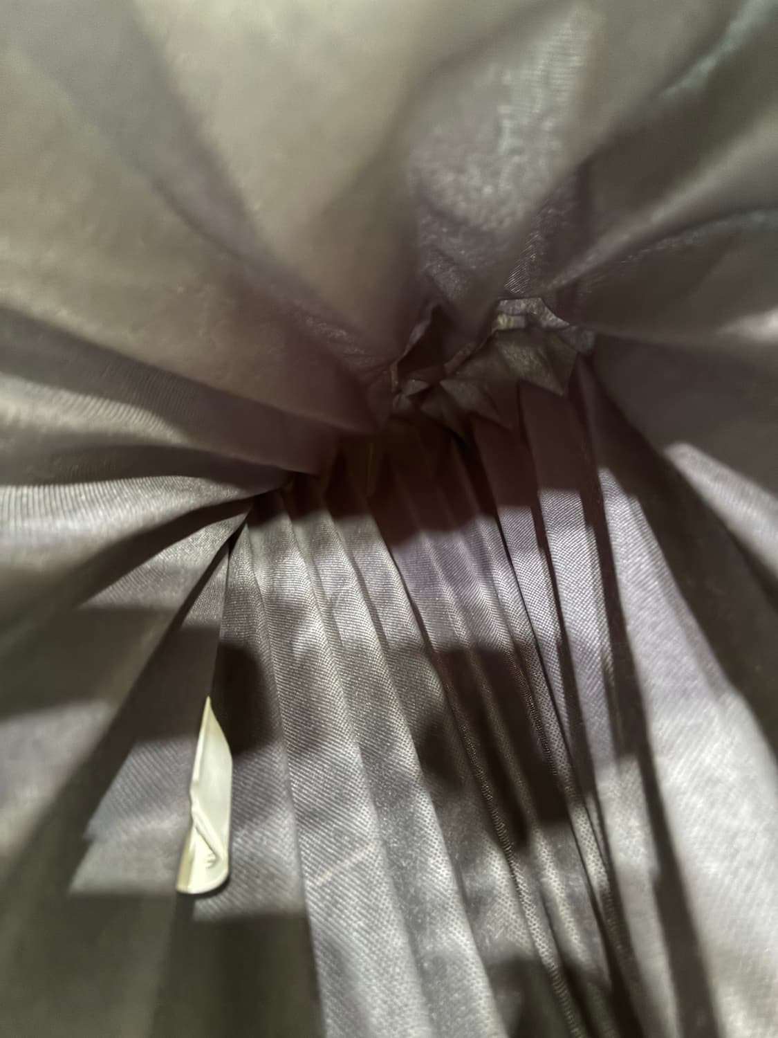 새상품 이세이미야케 미 트렁크 플리츠 백 차콜 상품이미지3