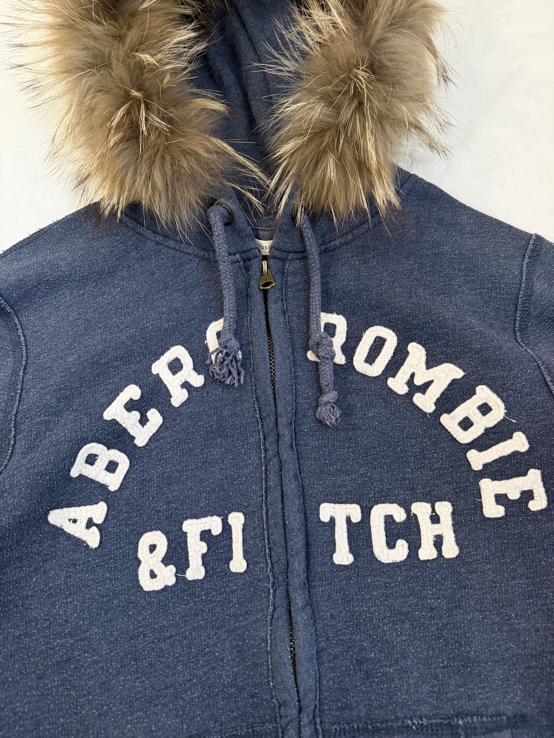 아베크롬비 y2k 울프죠 라쿤 퍼 후드집업 그레이 상품이미지2