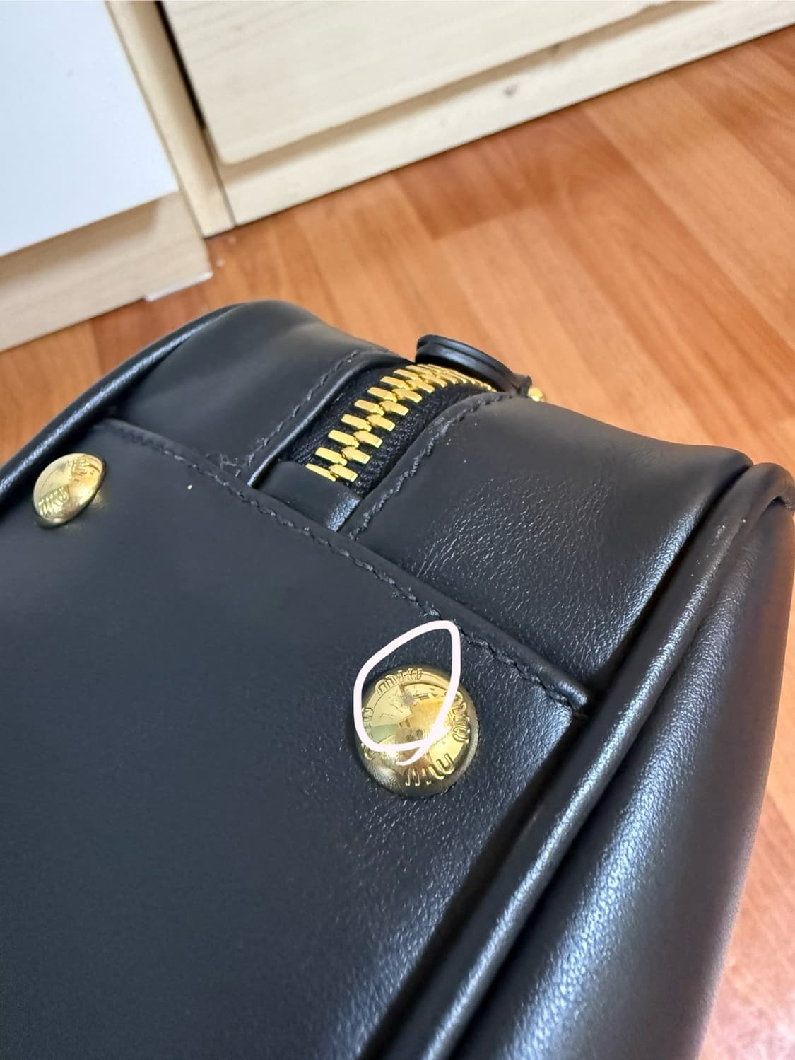 [미우미우] 아르카디 라지 블랙 상품이미지5