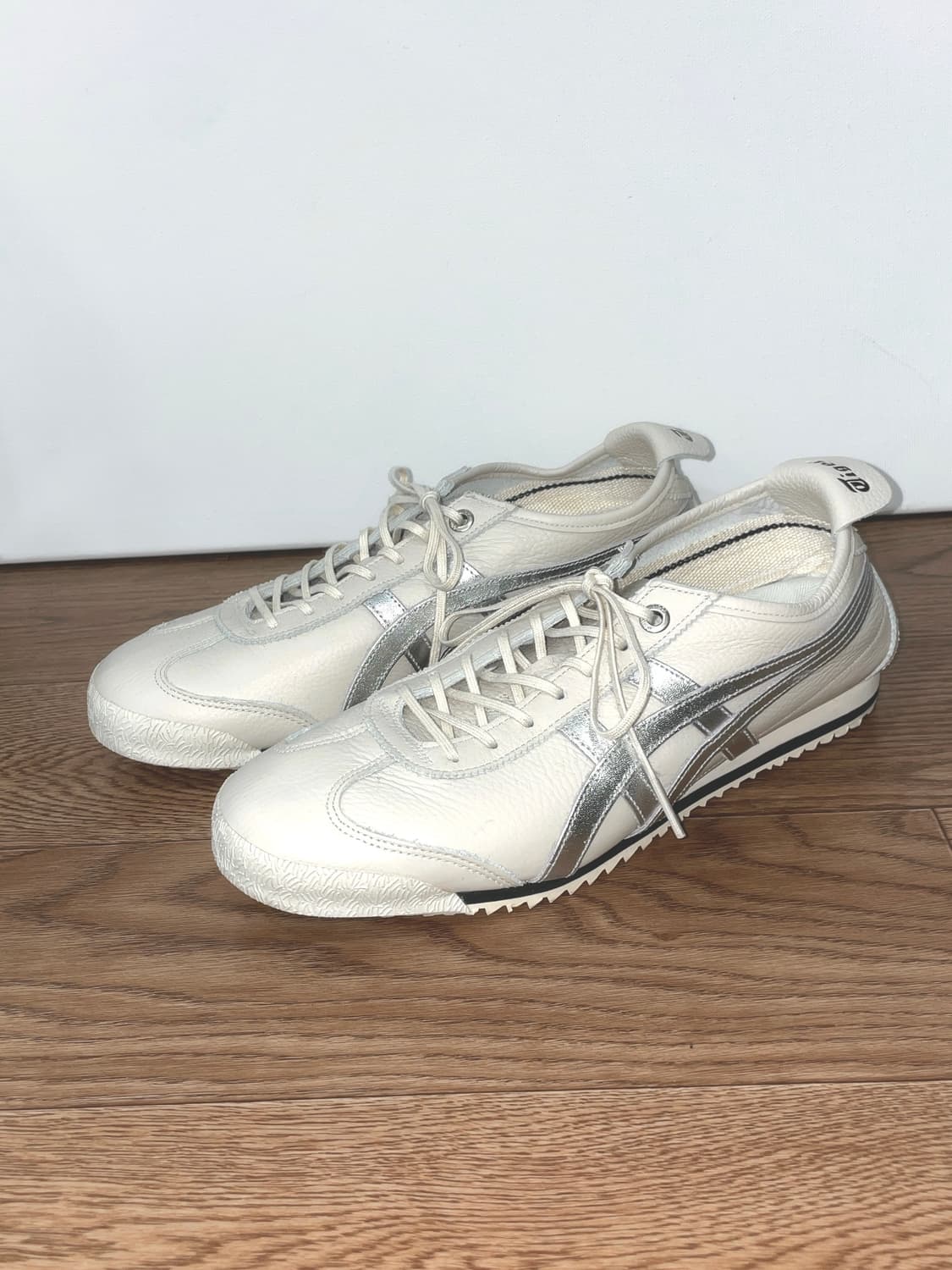 오니츠카타이거 멕시코 66 sd 버치 실버245 상품이미지1