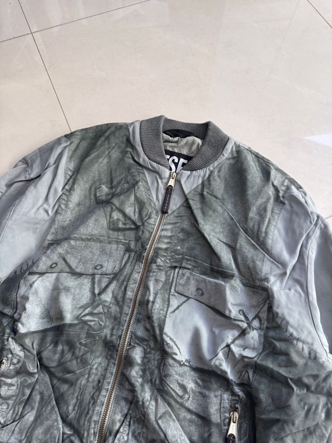 PRINT BOMBER JACKET 프린트 봄버 재킷 상품이미지5