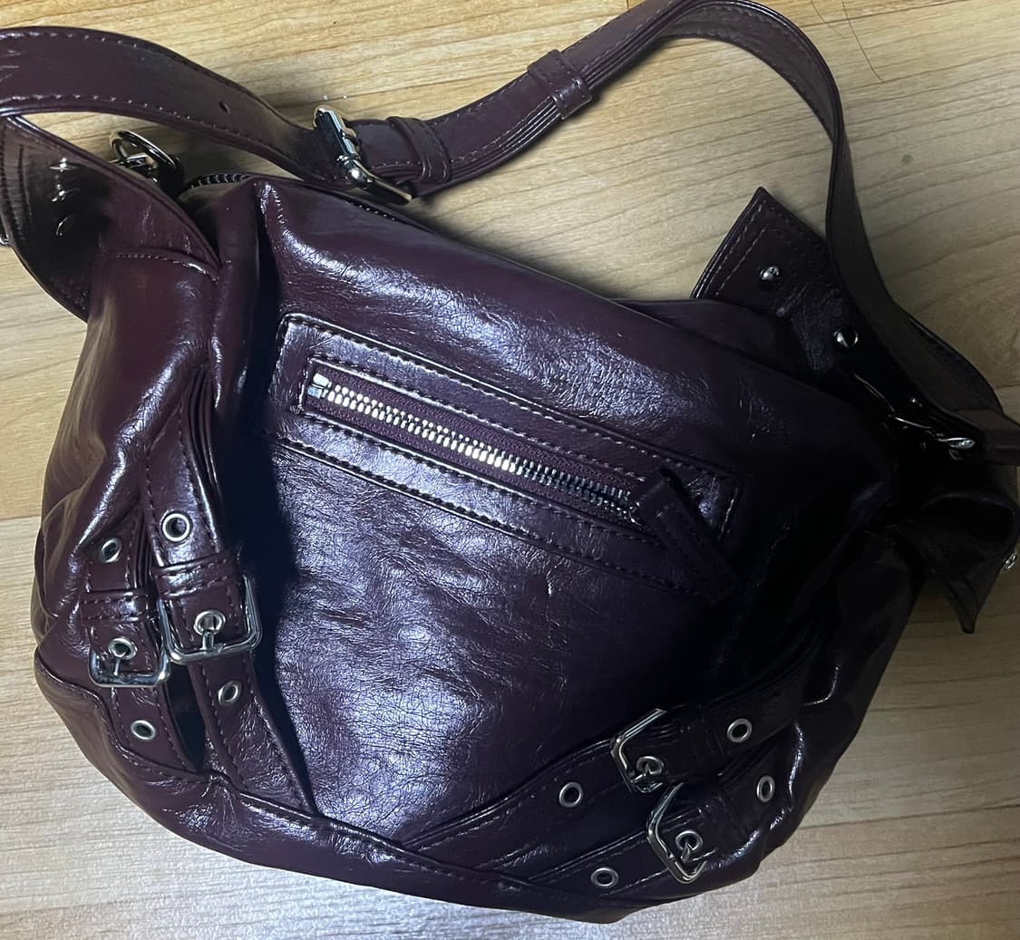 다이닛 스터드 포켓백 버건디 상품이미지2