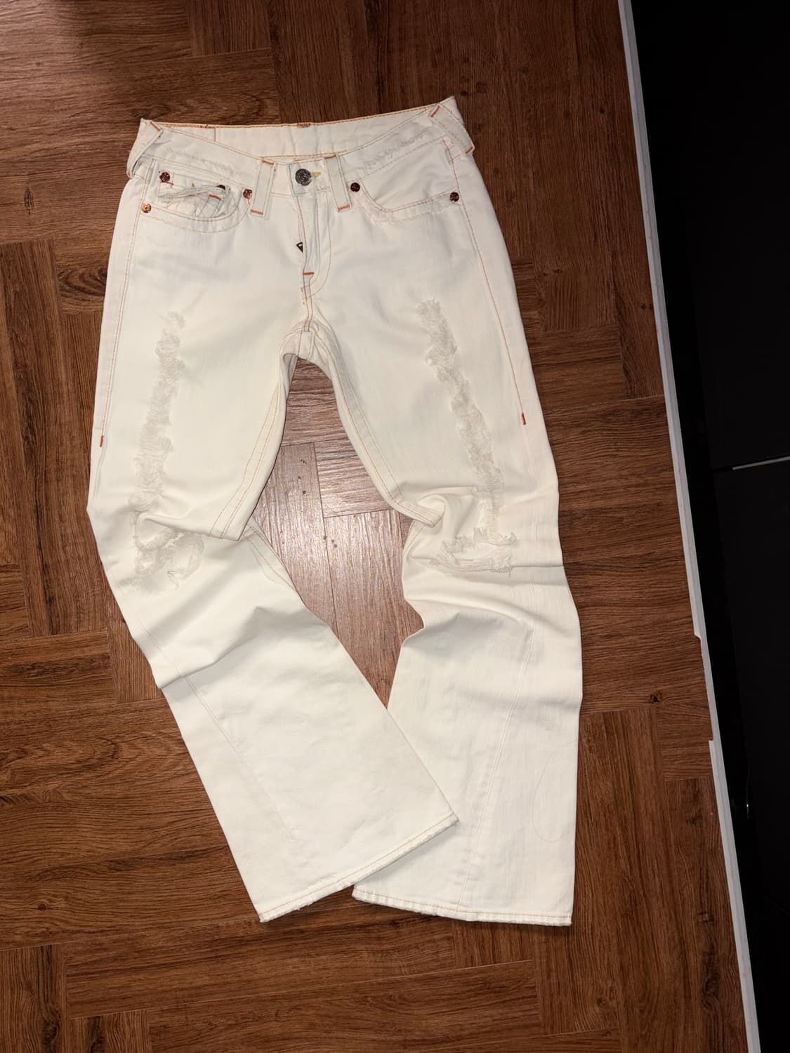 트루릴리젼 부츠컷 화이트 데님팬츠 상품이미지4