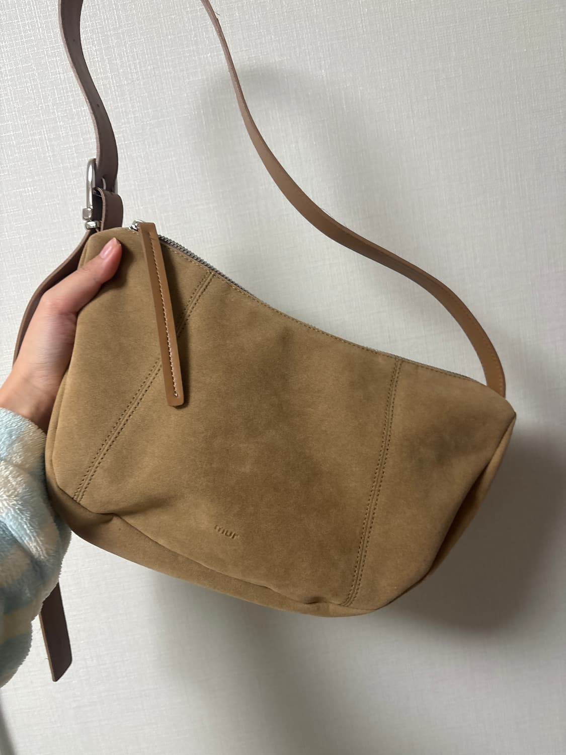 무르 페블백 SUEDE BEIGE컬러 상품이미지6