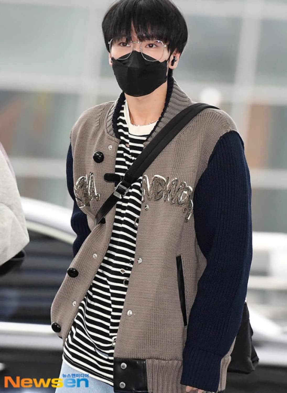 사카이x에릭헤이즈 니트 블루종 상품이미지3