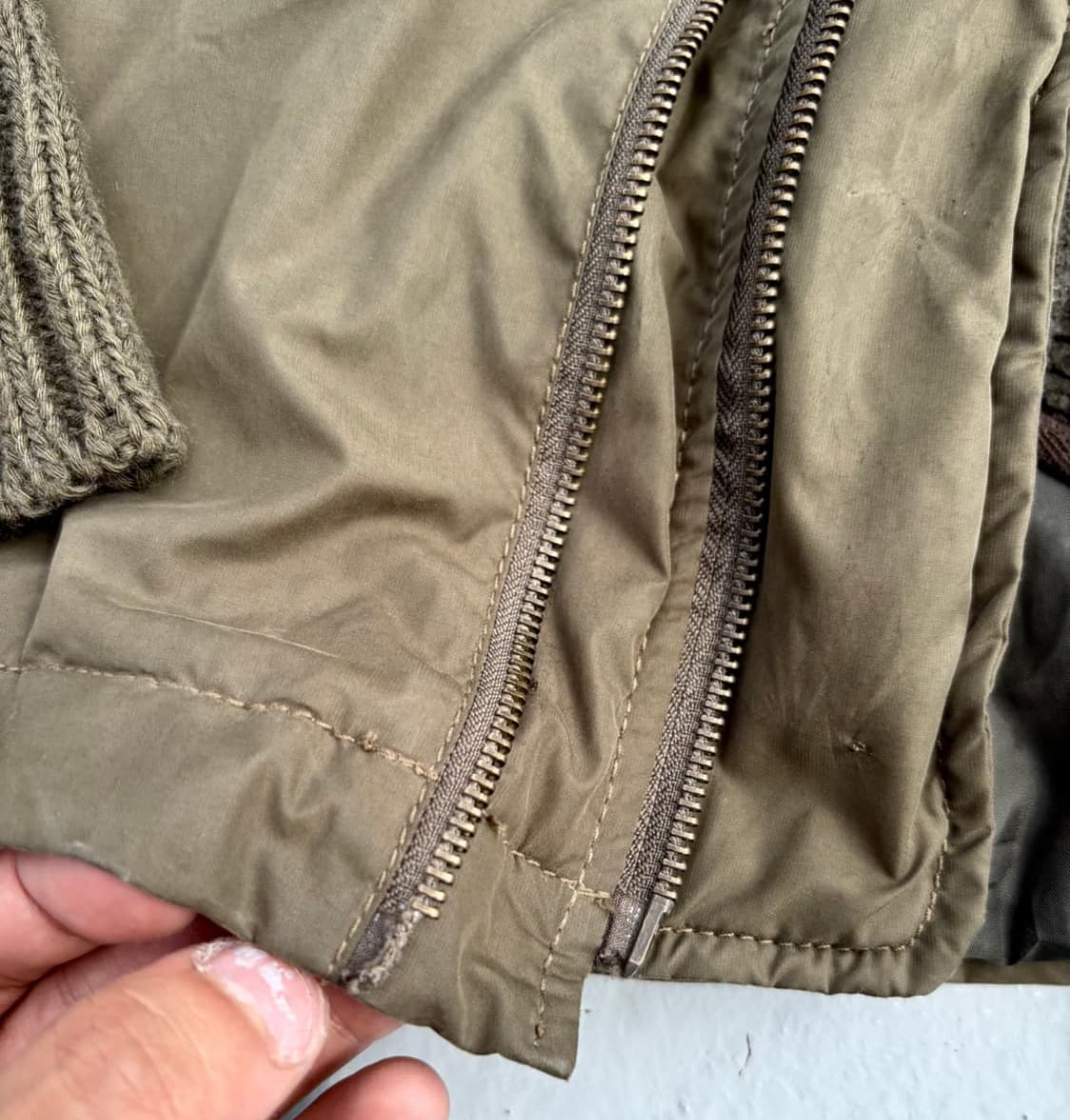 Khaki Handwarmer Detail 2-way Jacket 상품이미지3