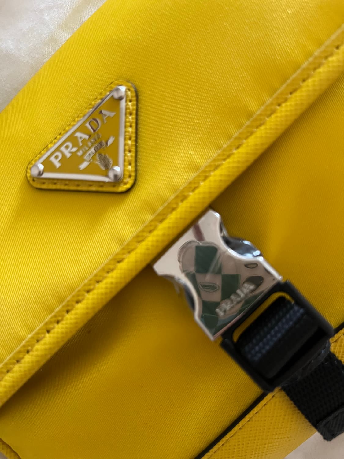 프라다 나일론 크로스바디  상품이미지3