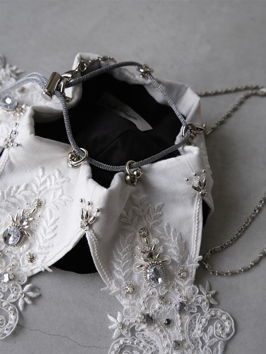 타나카 다이스케 블랙 크리스탈 체인 백 상품이미지3