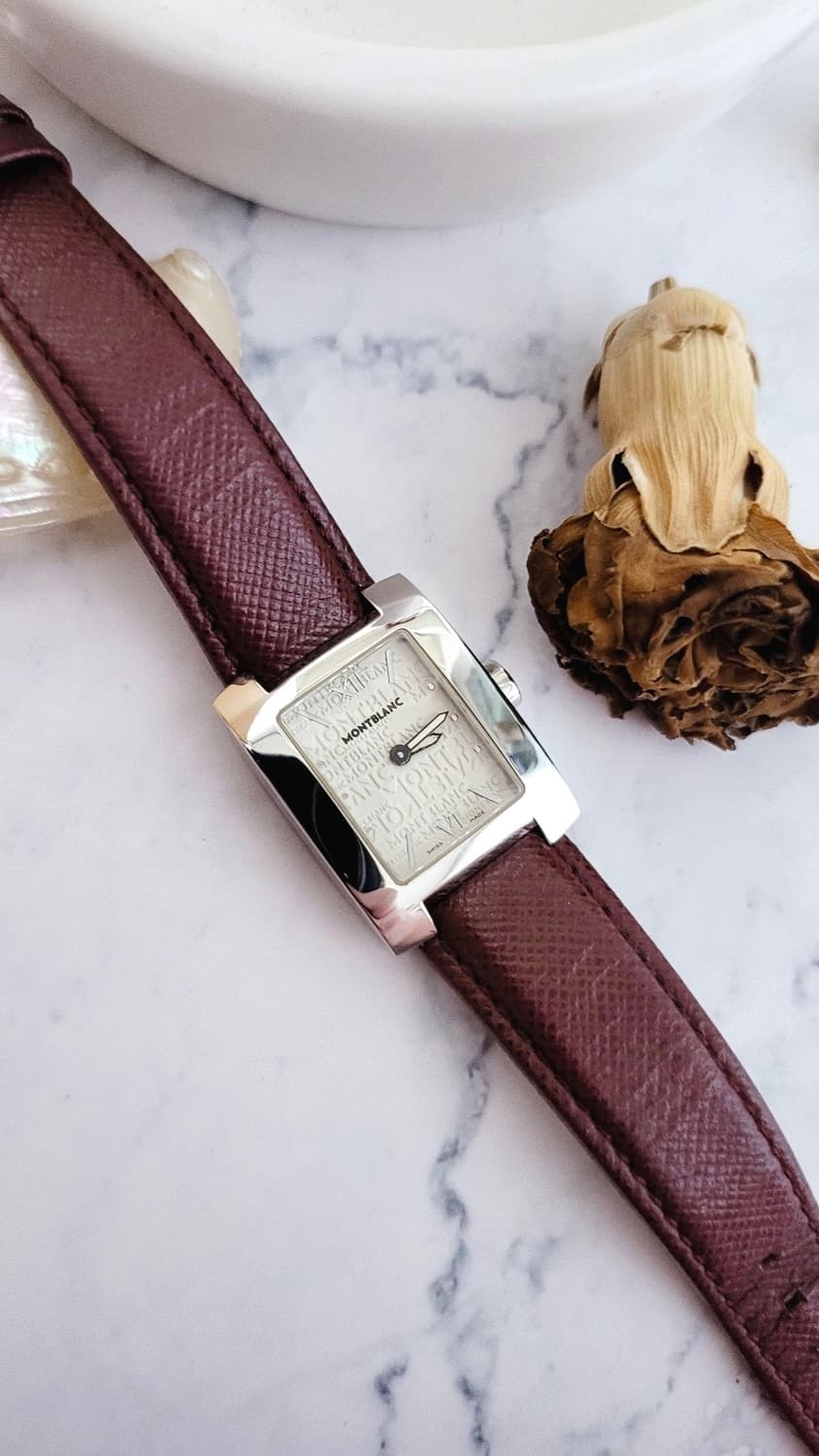 정품 몽블랑 프로파일 남여공용 쿼츠시계 [정품박스, 여분 스트랩 포함] 상품이미지3