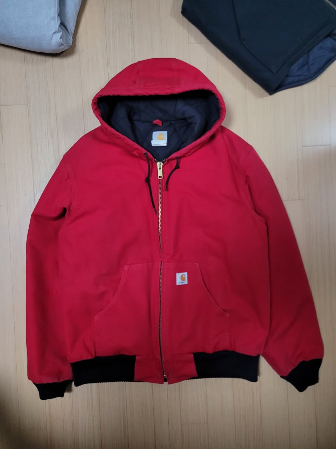 칼하트 덕 액티브 자켓 j140 red 레드 상품이미지1
