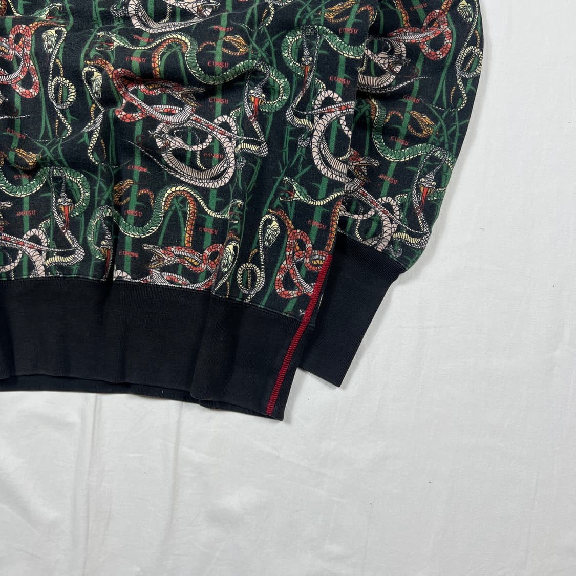 90‘s 에비수 Evisu 스네이크 뱀 풀프린트 맨투맨 상품이미지3