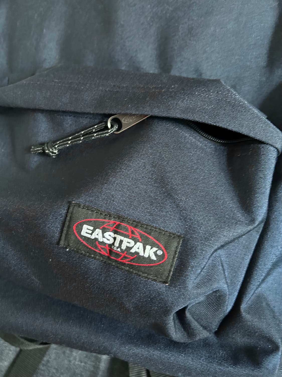 이스트팩 데이팩 백팩 상품이미지3