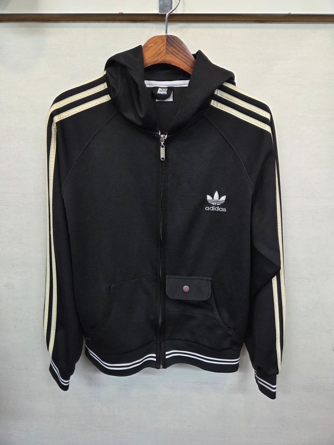 아디다스 올드스쿨 빈티지 트랙탑 후드로고 져지L 상품이미지1