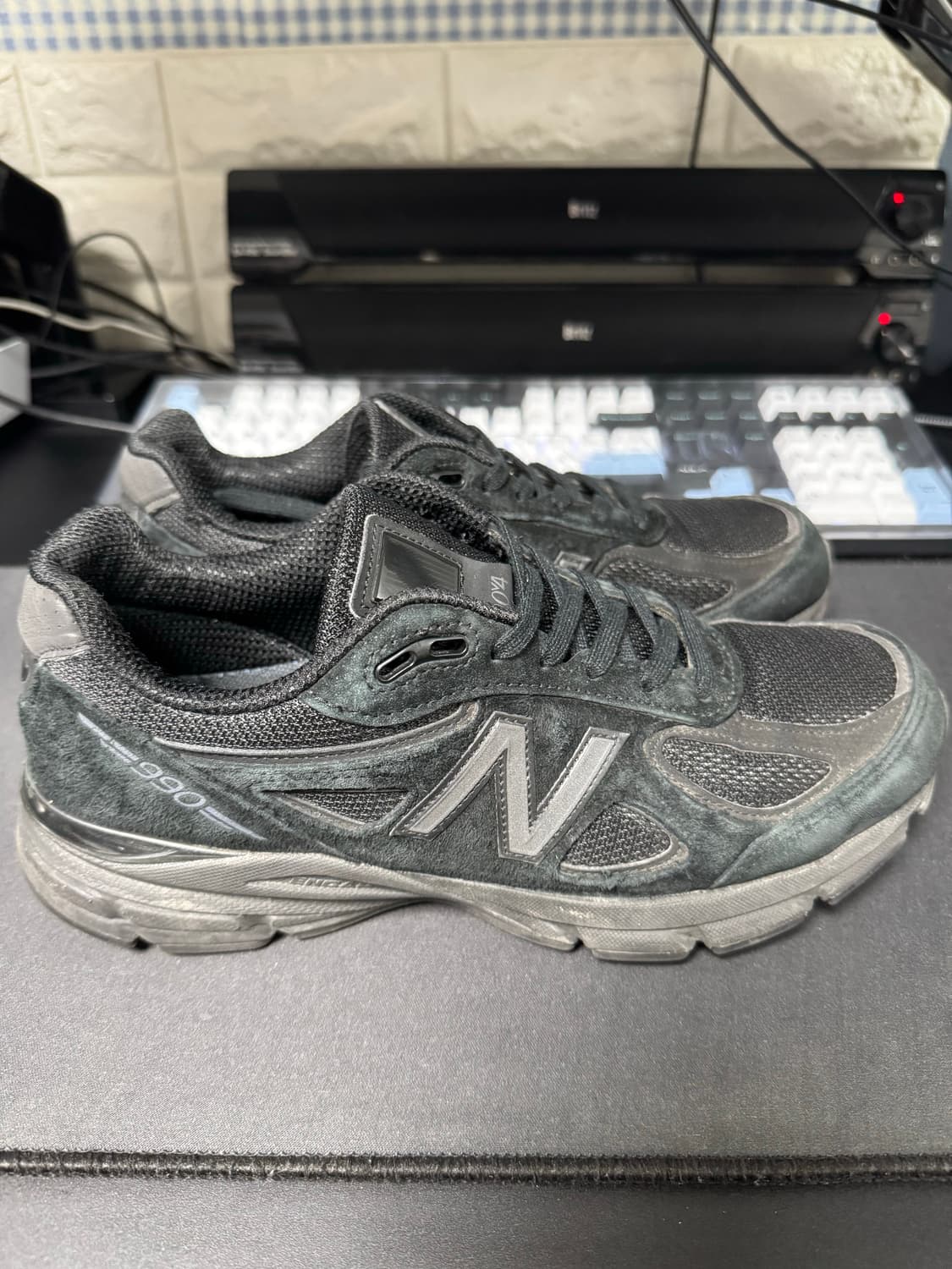 [260] 뉴발란스 990v4 메이드 인 USA 트리플 블랙 상품이미지3