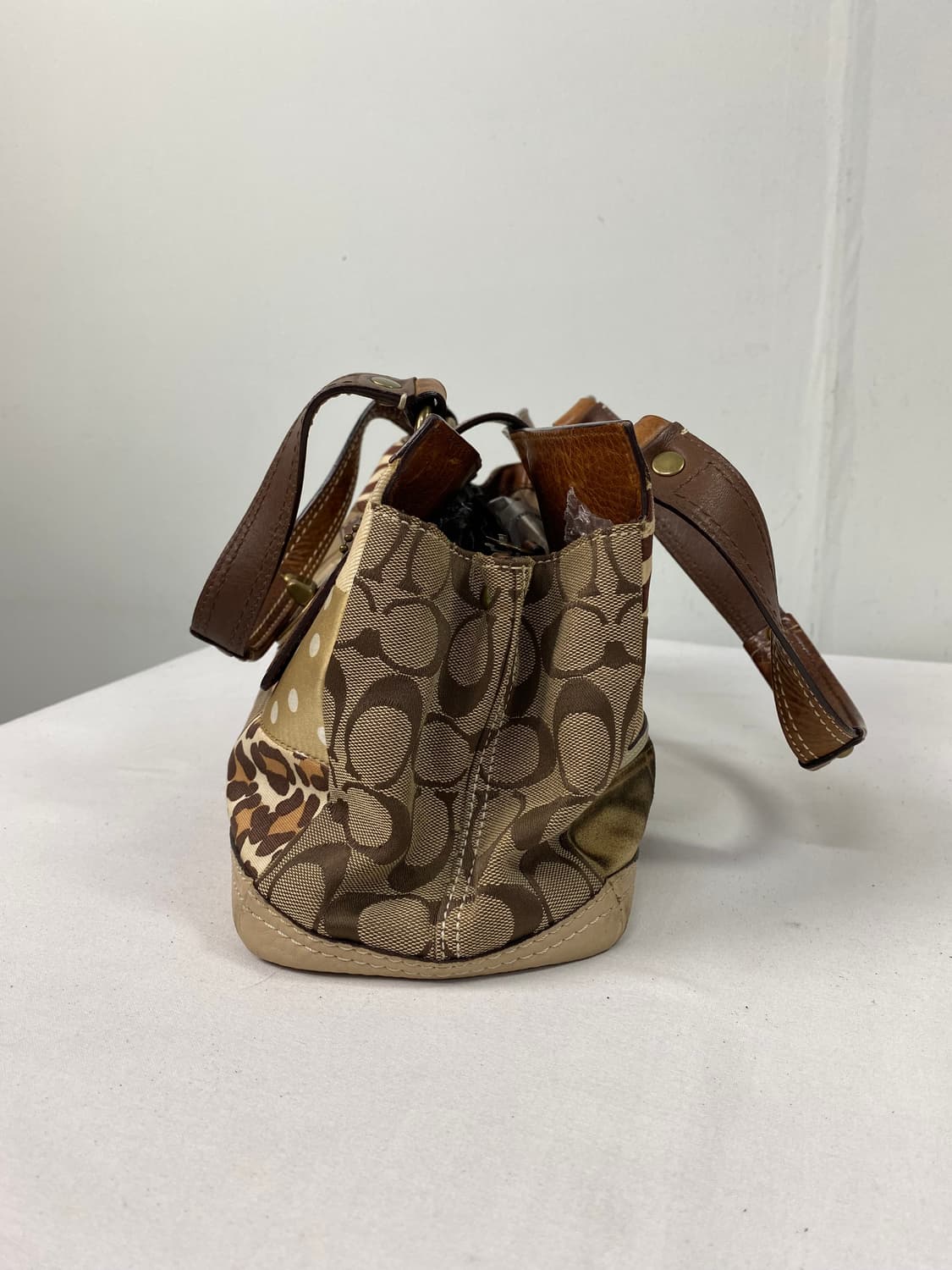 90s coach 코치 패치워크 시그니처 호피 도트 캔버스 레더 토트백  상품이미지4