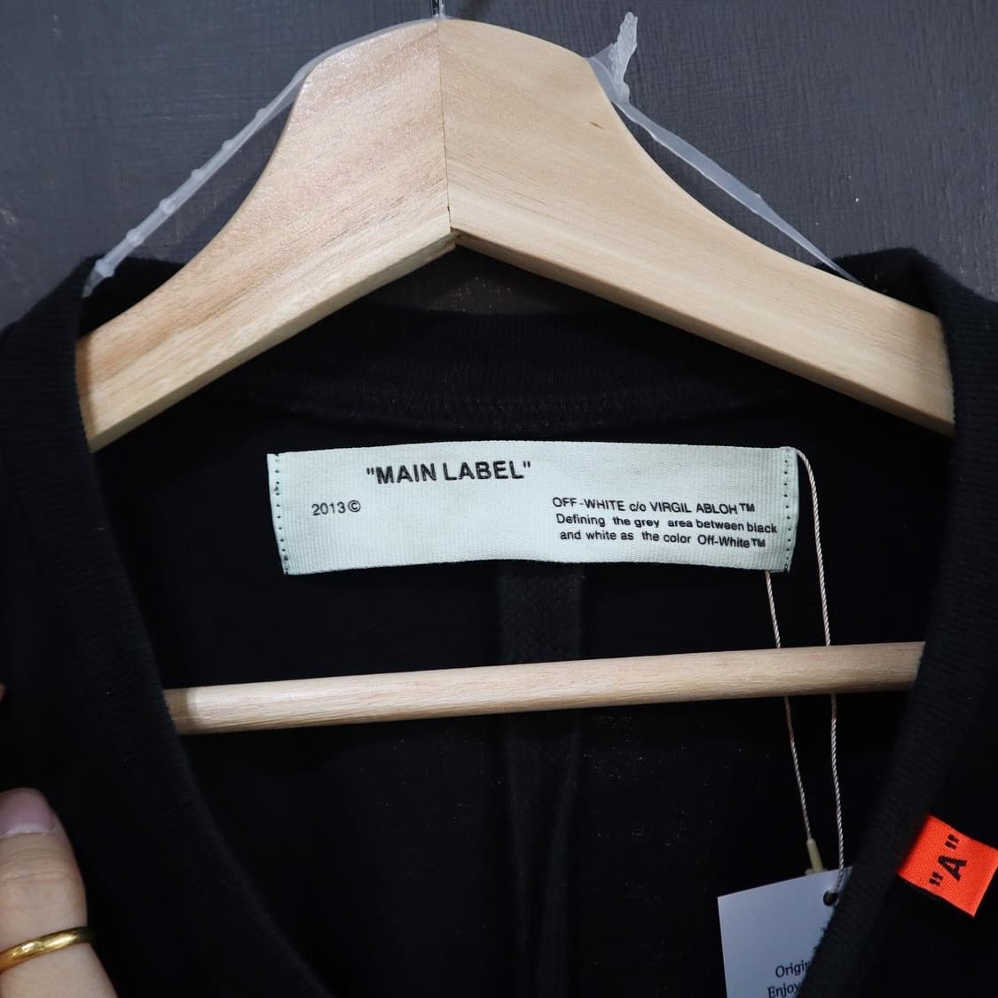 오프화이트 19ss 스플릿 로고 티셔츠 상품이미지6