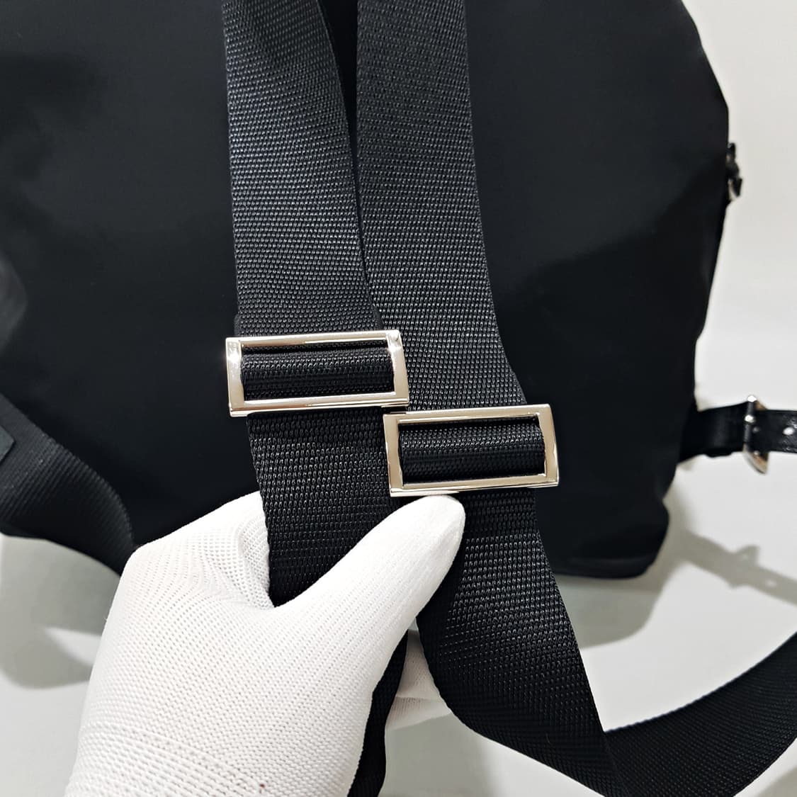 프라다 리나일론 백팩 미듐  상품이미지6