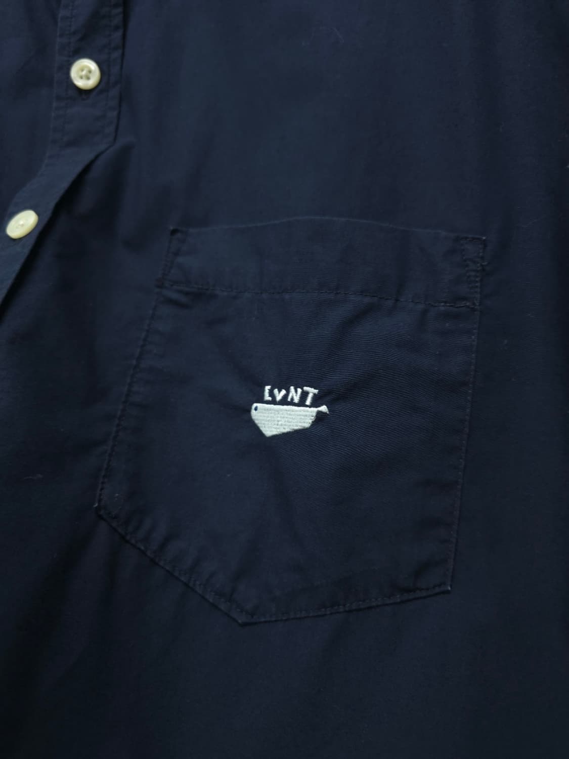 커버낫 CVNT 로고 자수 버튼다운 반팔 셔츠(100~105) 상품이미지5