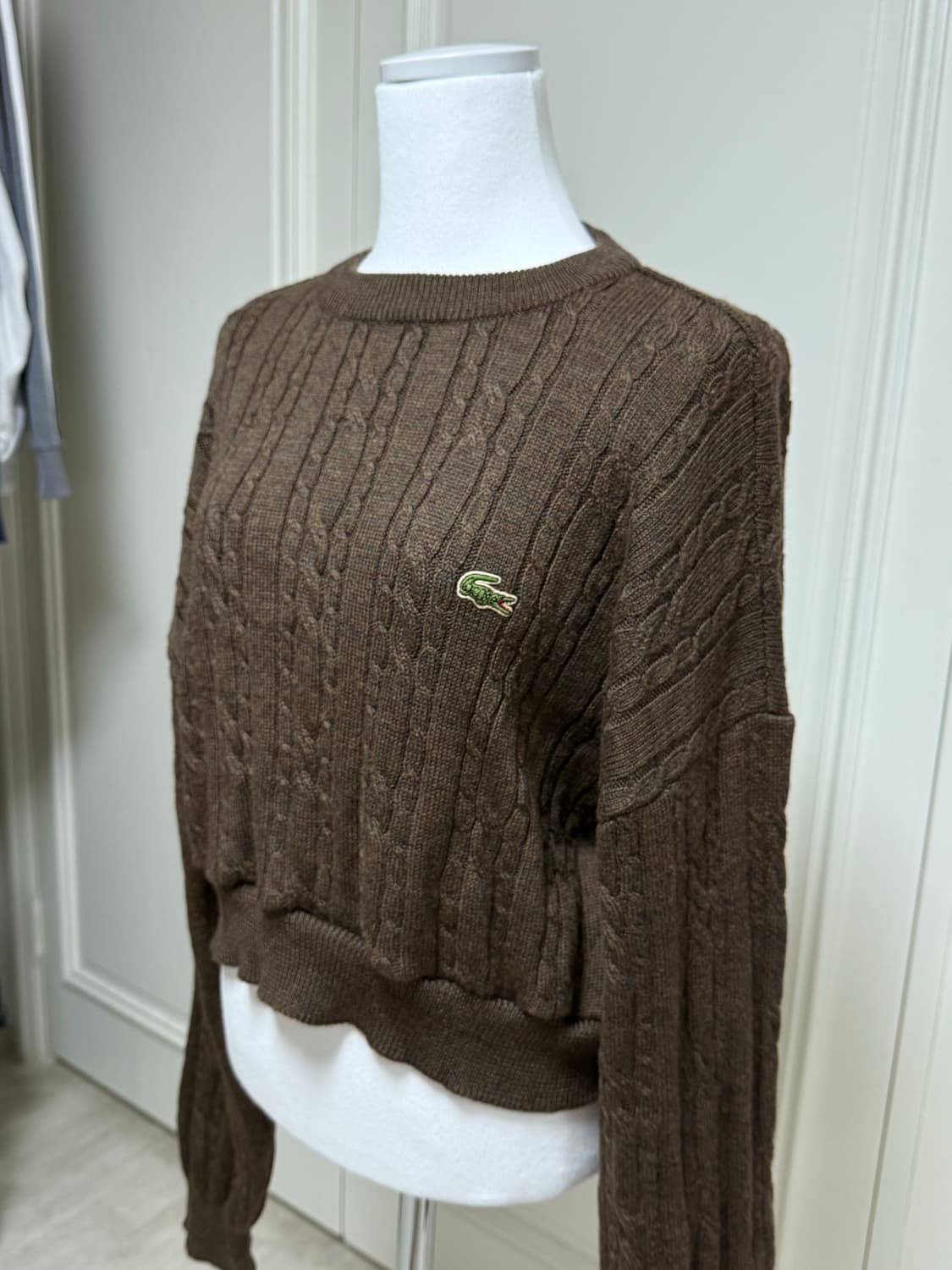 라코스테 브라운 크롭 니트 상품이미지3
