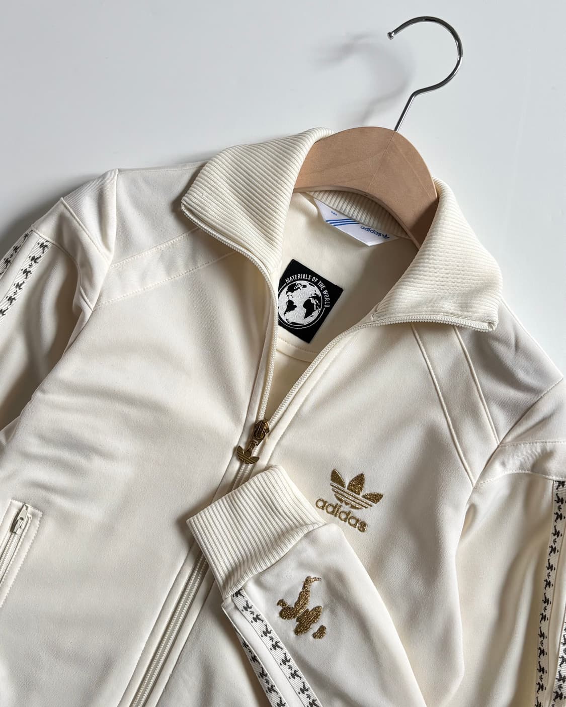 Adidas 아디다스 크림컬러 러시아 트랙탑 상품이미지3