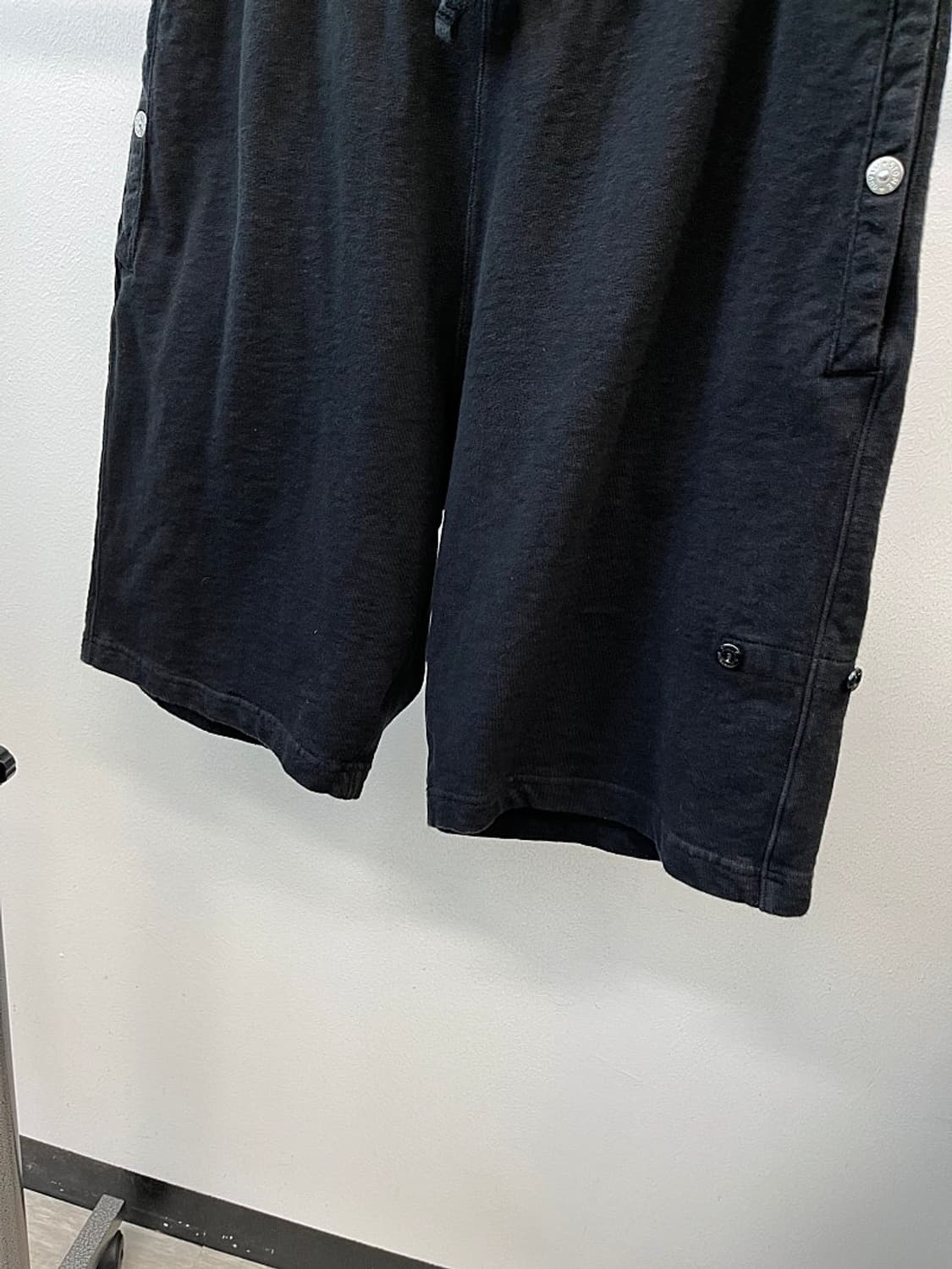 34-35) 스톤아일랜드 스웻 쇼츠  상품이미지2