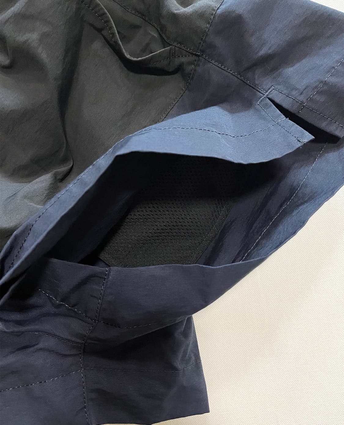SACAI nylon shorts 상품이미지5