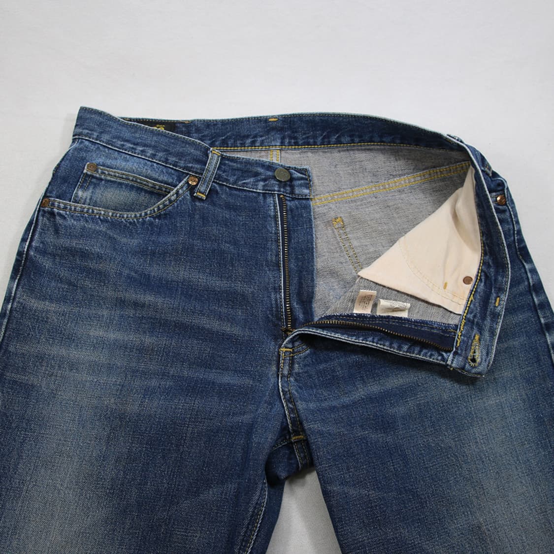(착용컷) Lee RIDERS 0201 데님 팬츠 (남성용 32) 상품이미지5