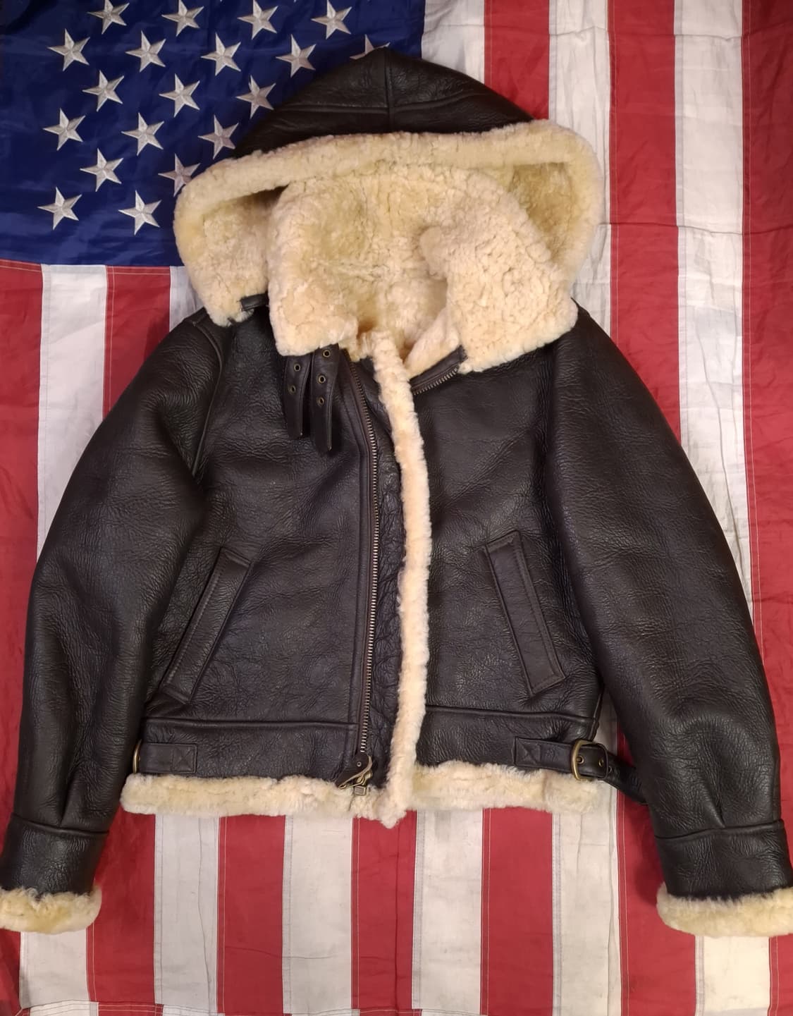 새제품급 미공군 B-3 TYPE 천연가죽 항공 폭격기 무스탕 상품이미지2