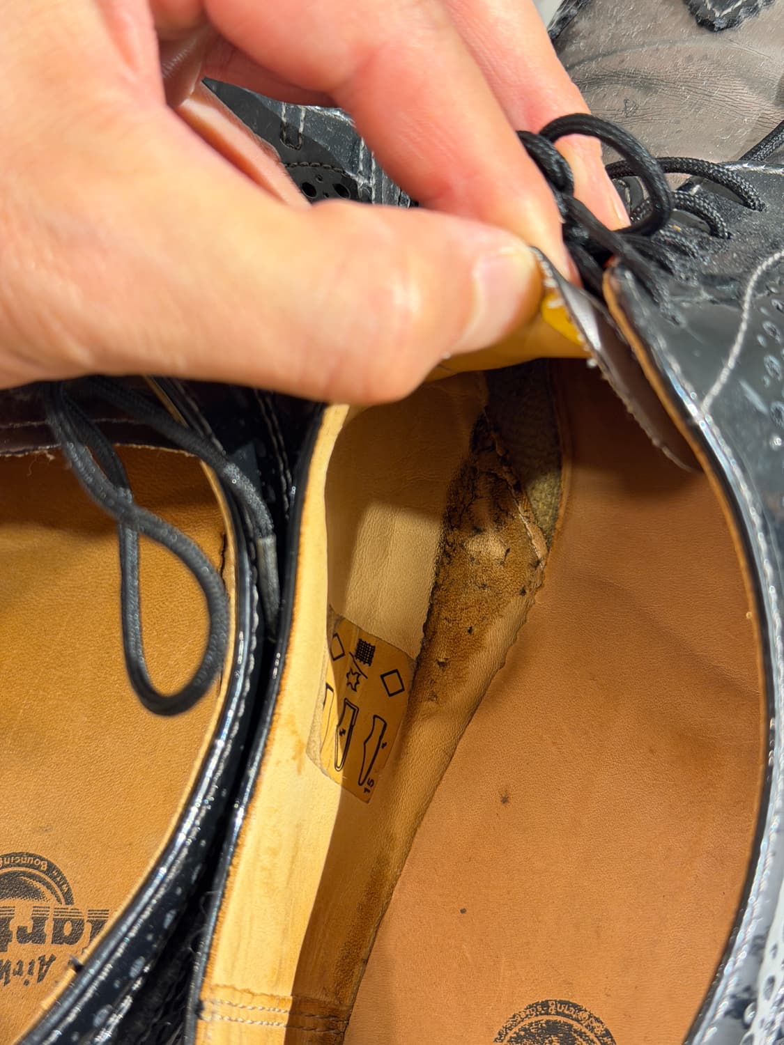 Dr.Martens 닥터마틴 윙팁 브로그 로우 로퍼 UK9 상품이미지7