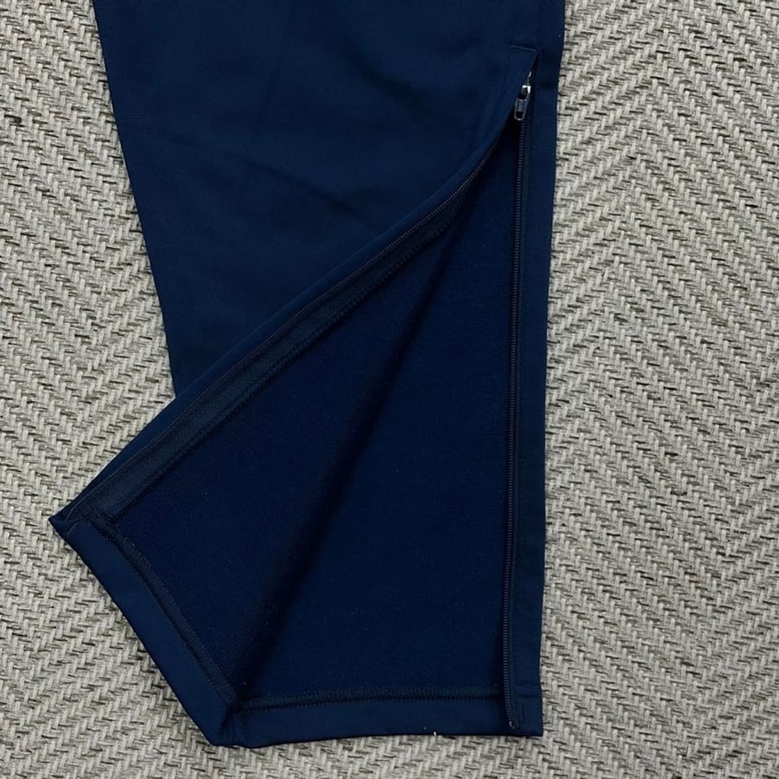 아디다스 베이직 로고 트랙팬츠 v2453 상품이미지6