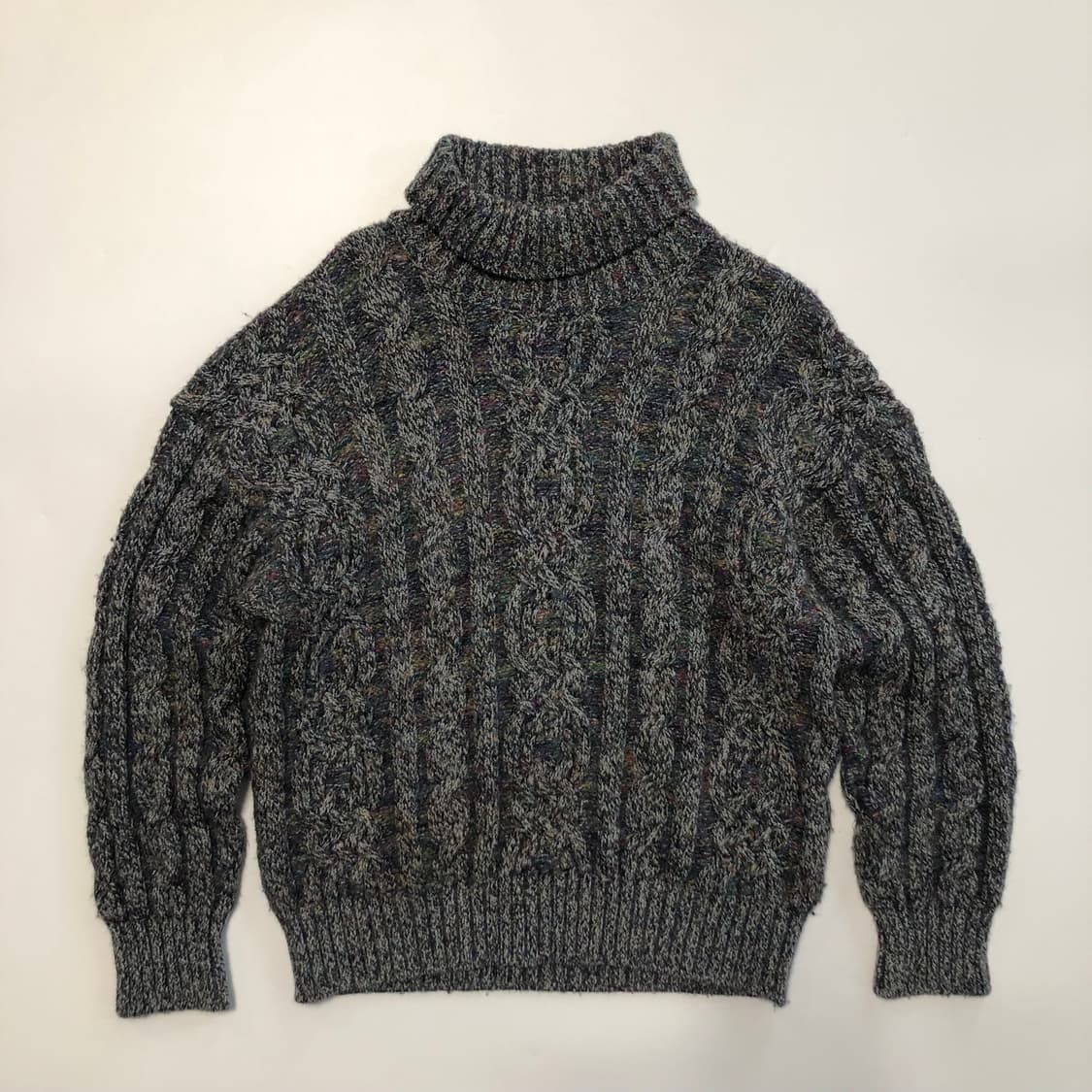 미쏘니 이태리 메이드 헤비 케이블  니트  상품이미지1