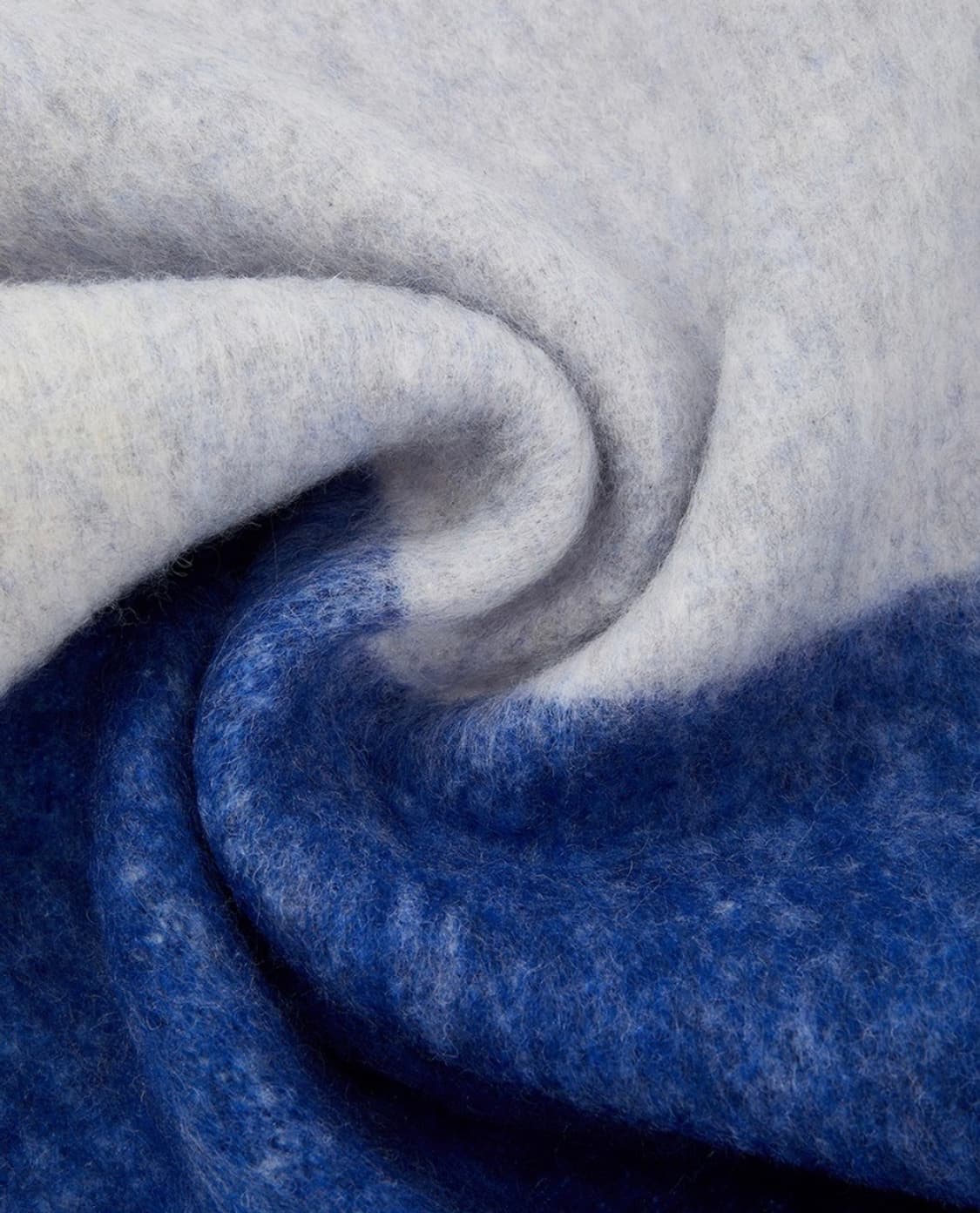 캘빈클라인 남녀공용 패치로고 배색 체크 머플러 4D8070G 0S0 상품이미지5